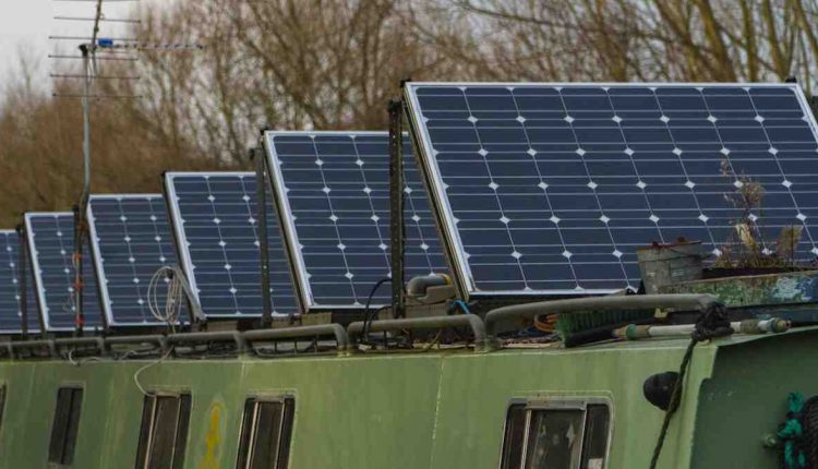 Do solar panels work at night?